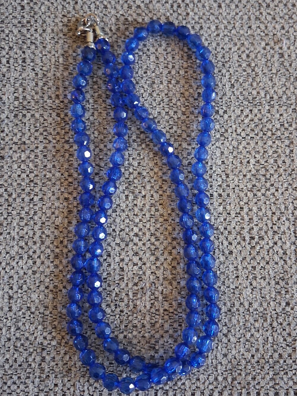 Vintage Blue Bead Necklace - Women Jewelry - Picture 3 of 10
